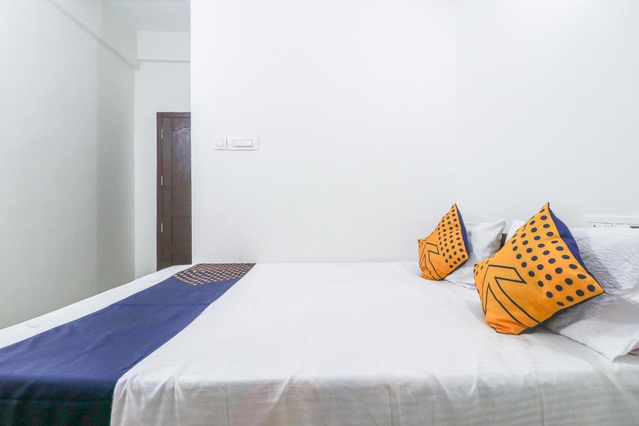 Spot On Rohini Inn Kadampuzha Kottakkal Екстериор снимка