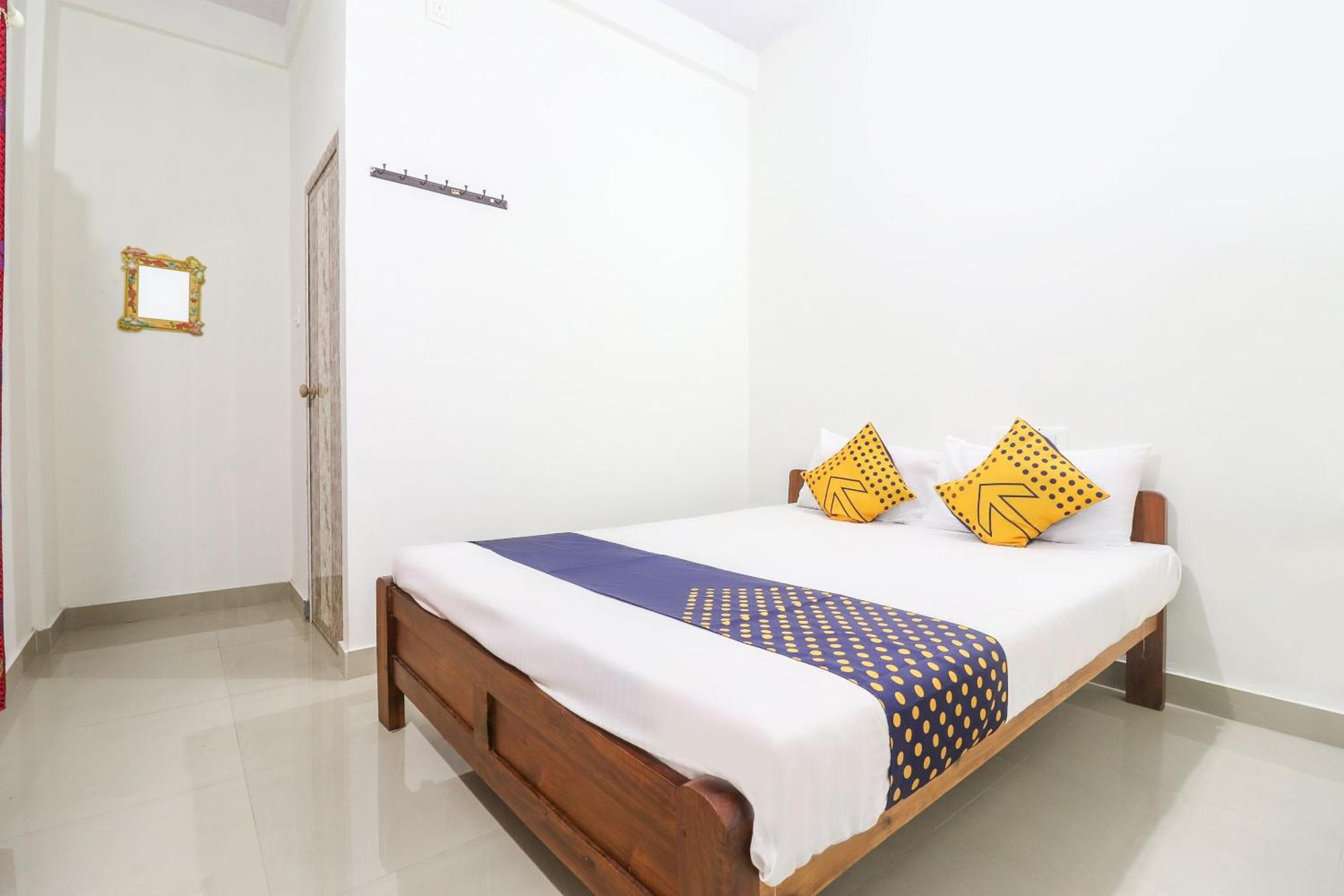 Spot On Rohini Inn Kadampuzha Kottakkal Екстериор снимка